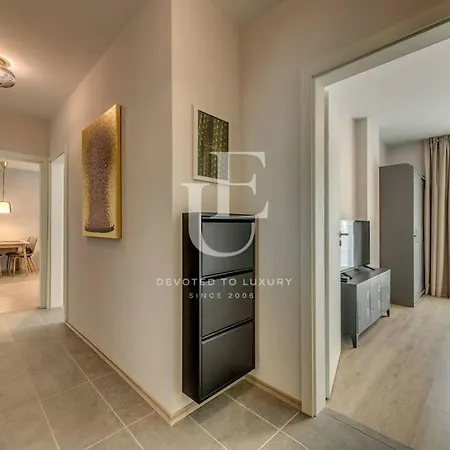 Apartment Oslo: A Modern Furnished With Parking Sofia